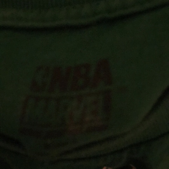 NBA x Marvel Boston Celtics Tee Shirt Youth Large - Picture 3 of 4